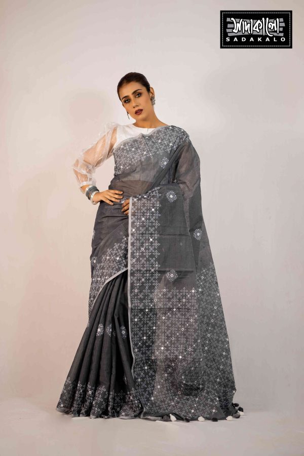 Exotic Grey Saree with White Print – Simple and Stylish - Image 2