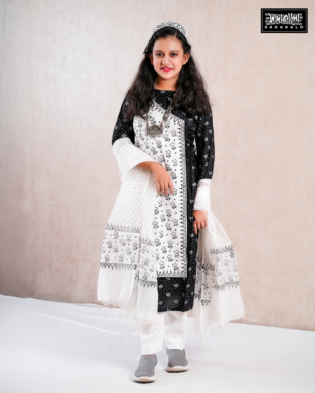 EID Media Screen Cotton Kameez