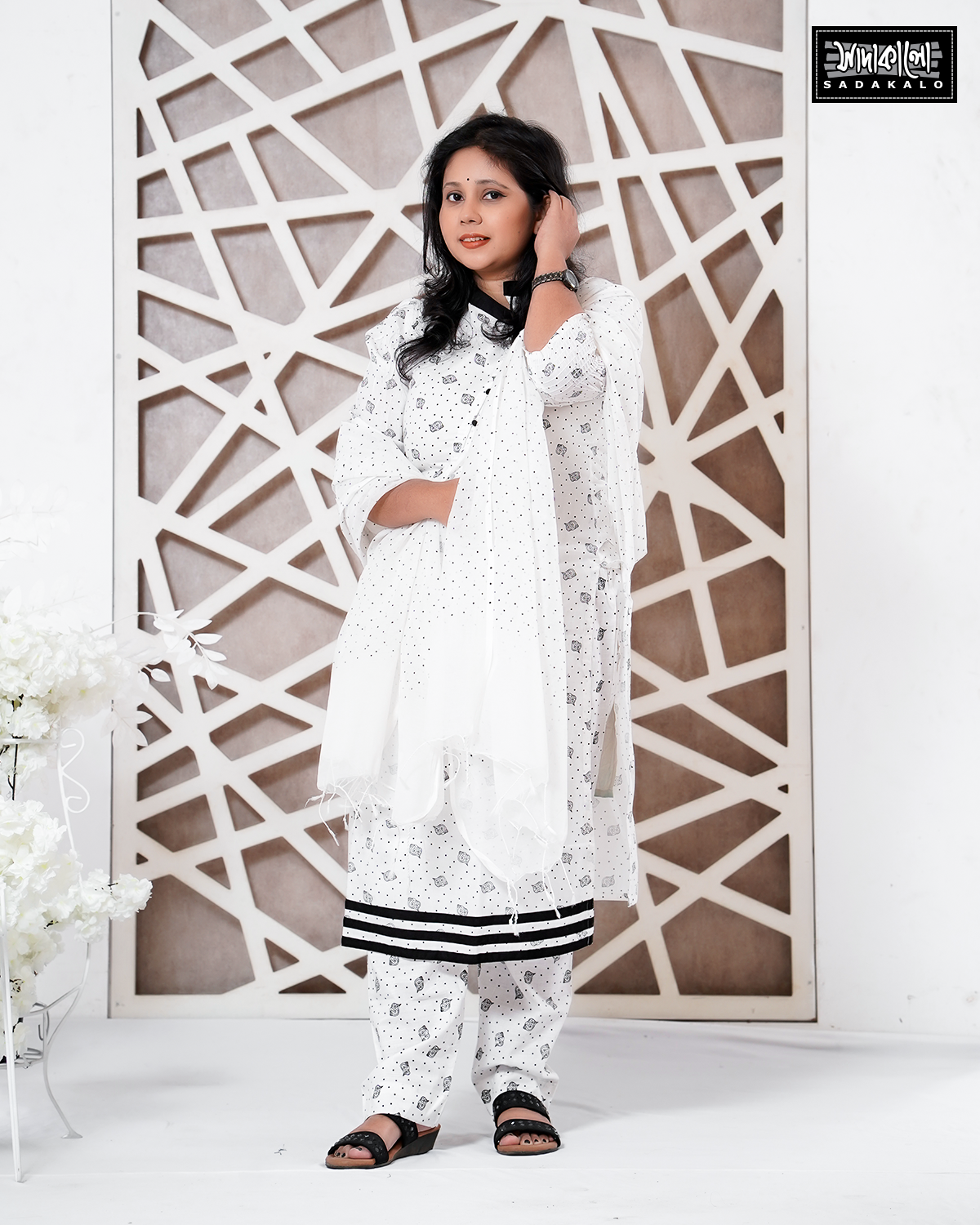 New Media Screen Cotton Kameez